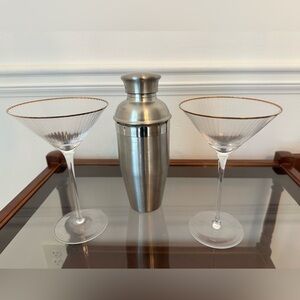 MERIDIAN CRYSTAL MARTINI GLASSES SET OF 2 with Stainless Steel Cocktail Shaker